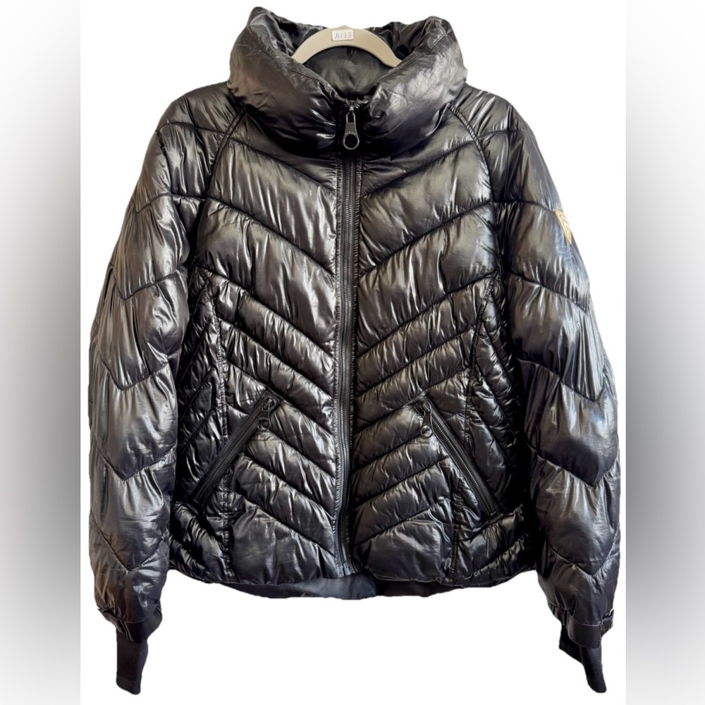 Guess Black Lightweight Chevron Puffer Jacket, Women’s XL